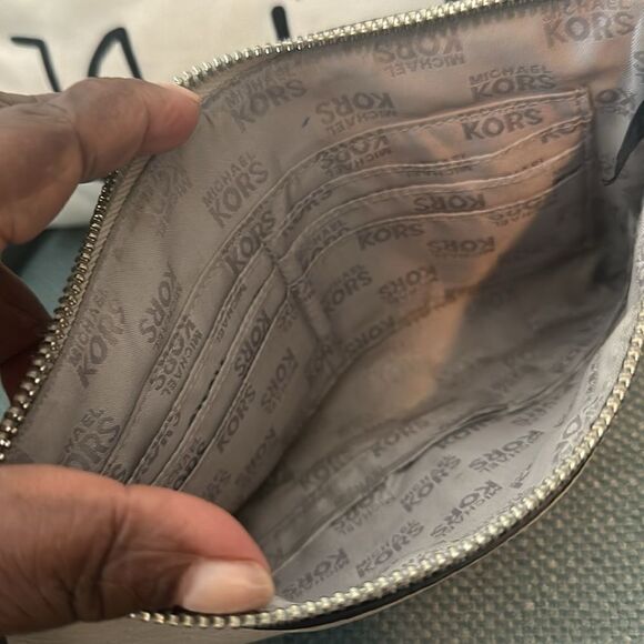 Michael Kors Leather Bone Wristlet - Picture 5 of 7